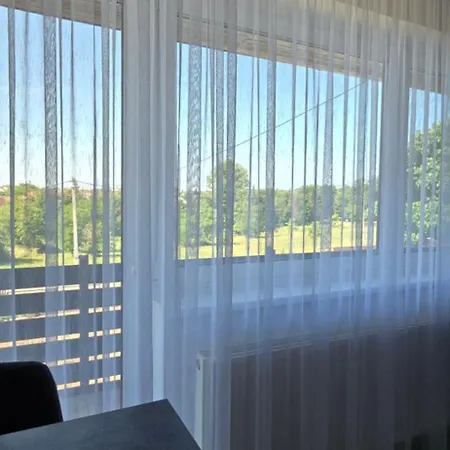 Rvr Apartmanhàz
